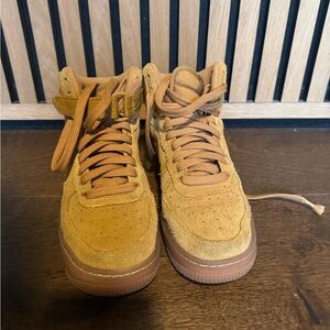 Nike Air Force 1 Mid Sneakers